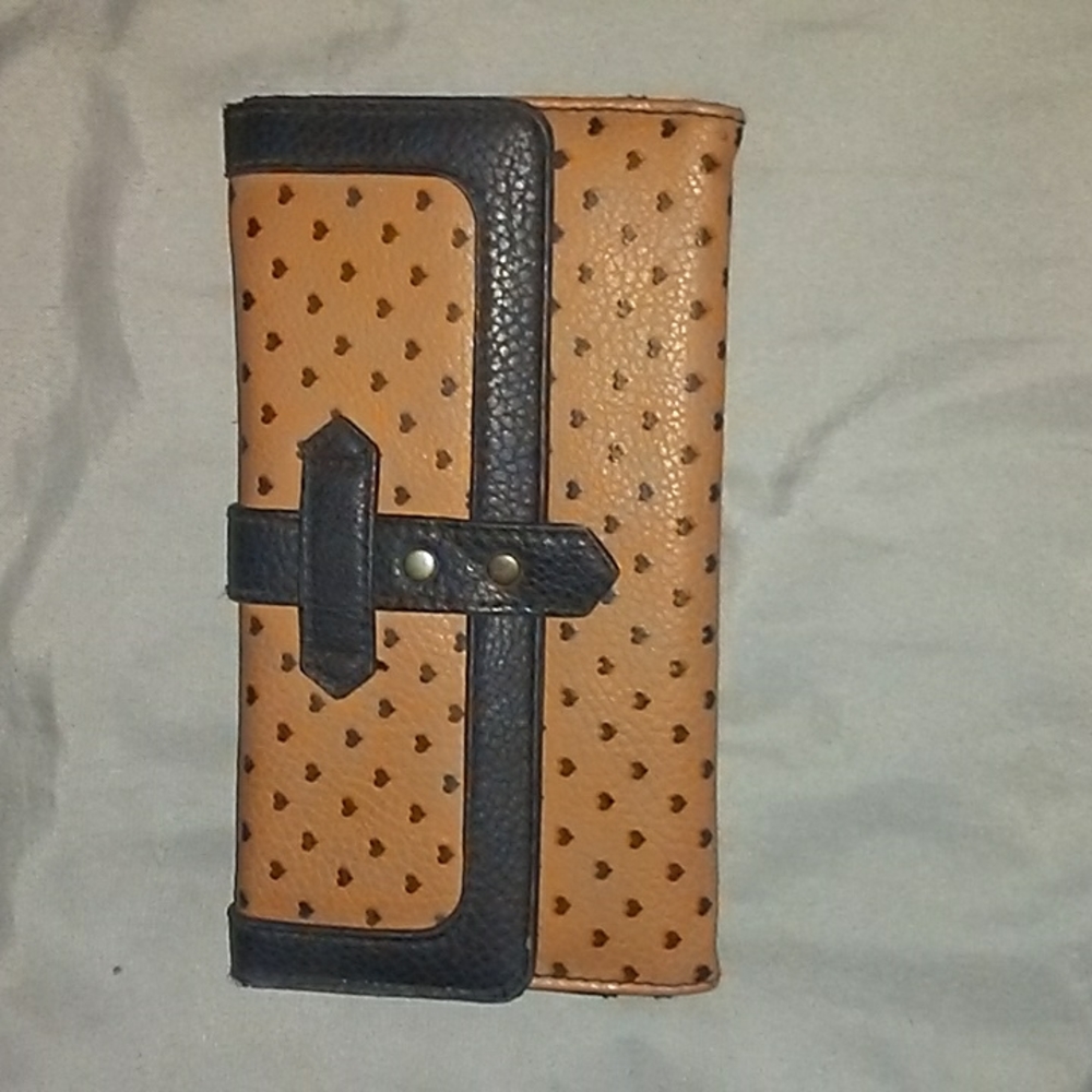 Cyzone Wallet Heart Print